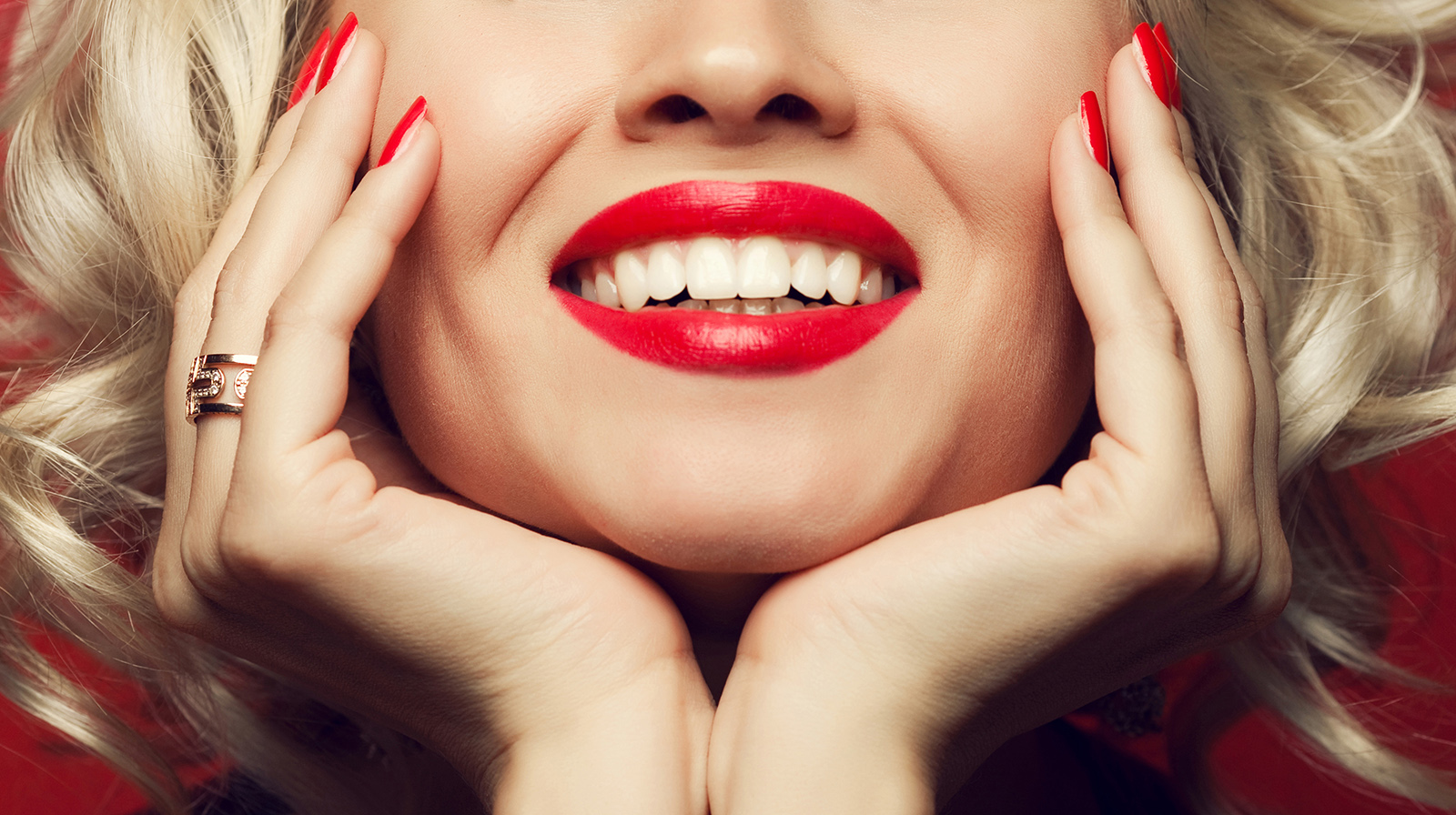 cosmetic dentist in smyrna