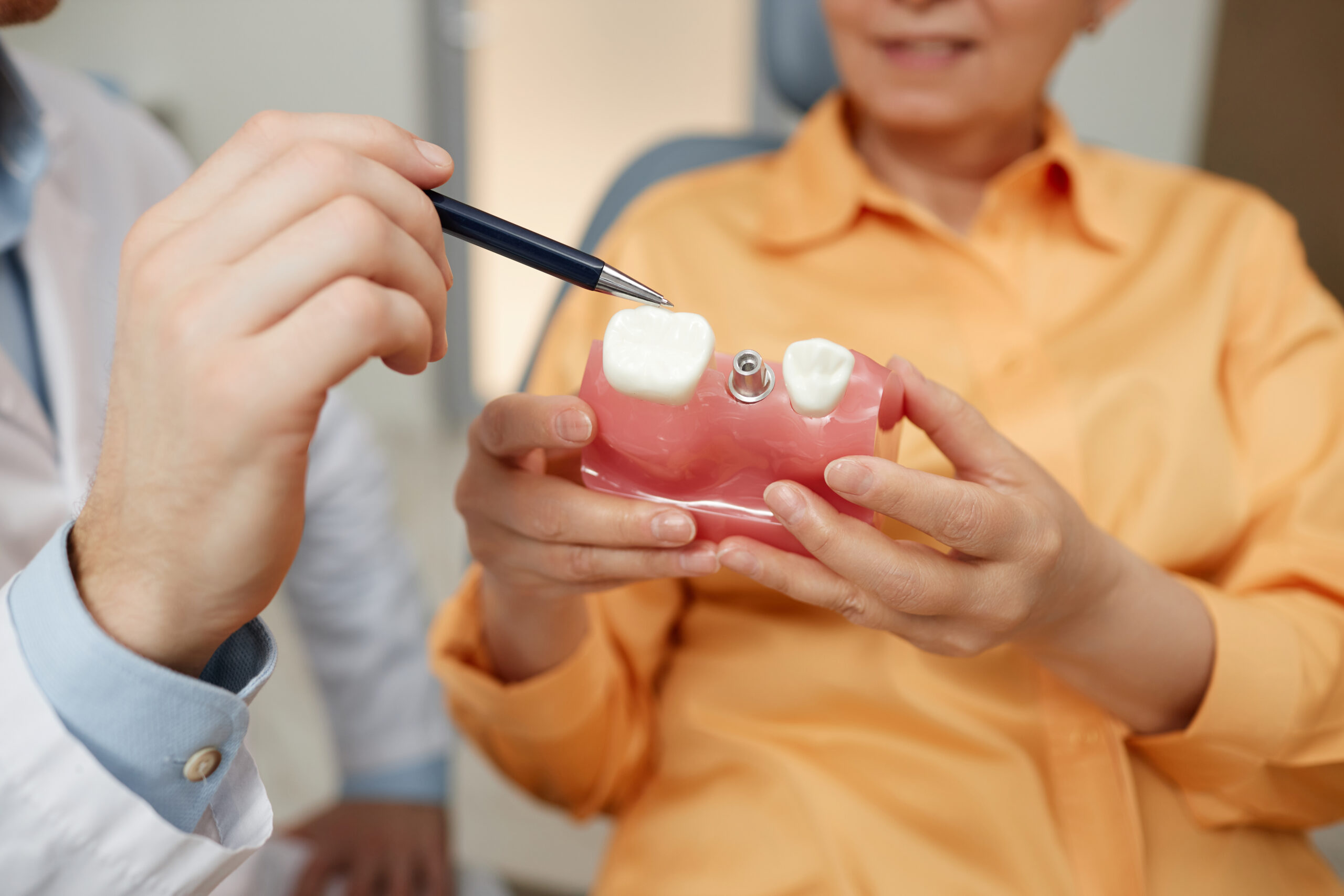 does dental implants in smyrna hurt dentists explains